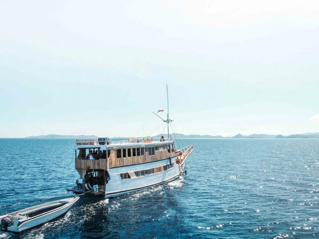 Yukai phinisi exterior in Komodo waters
