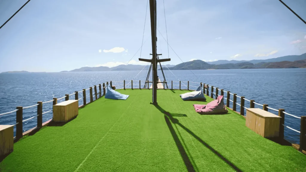 Large rooftop sun deck with beanbags aboard Zada Ulla
