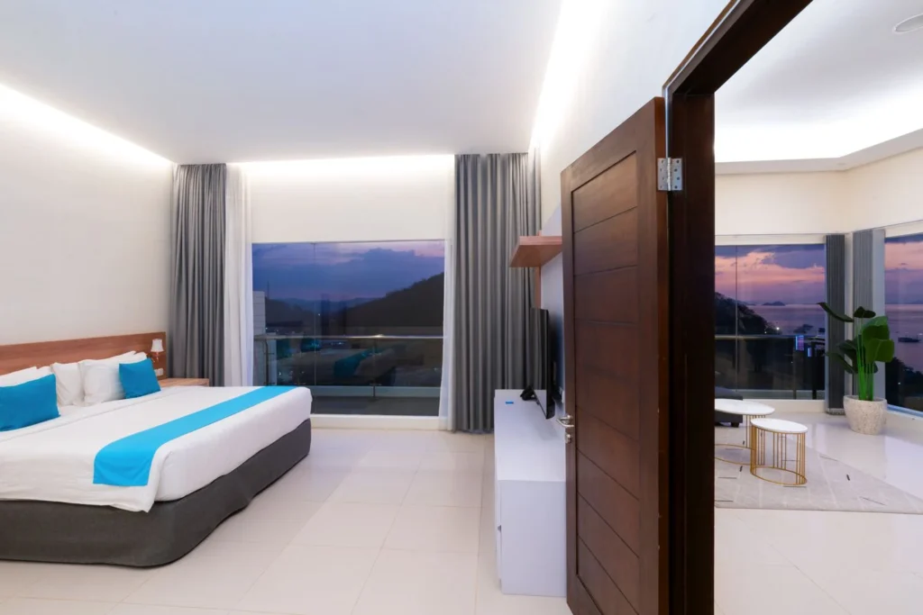 Cakrawala Suite at Zasgo Hotel Labuan Bajo