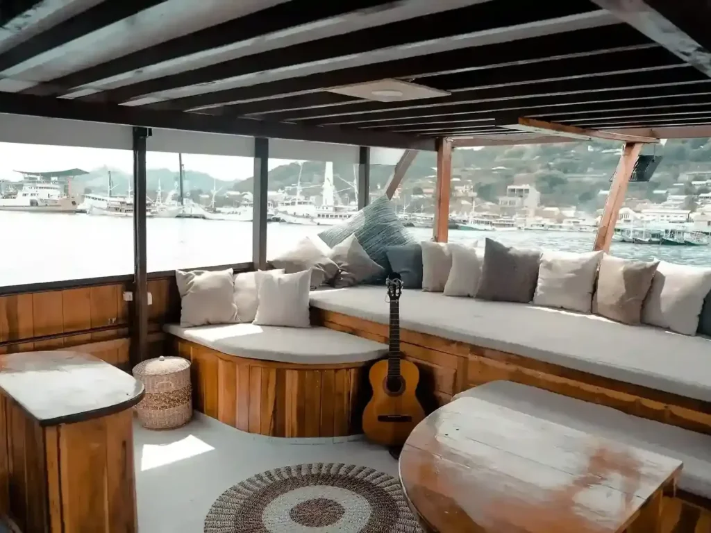 Lounge aboard Amore phinisi