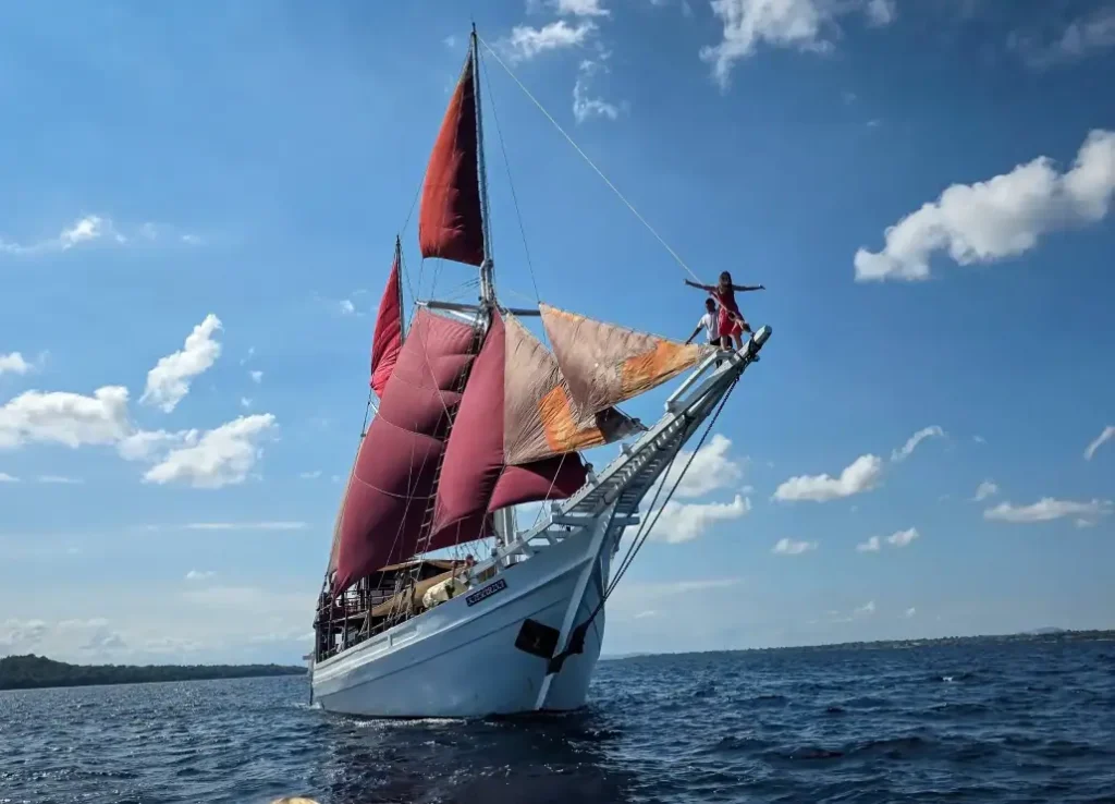 Katharina pinisi under sail during an Indonesian expedition