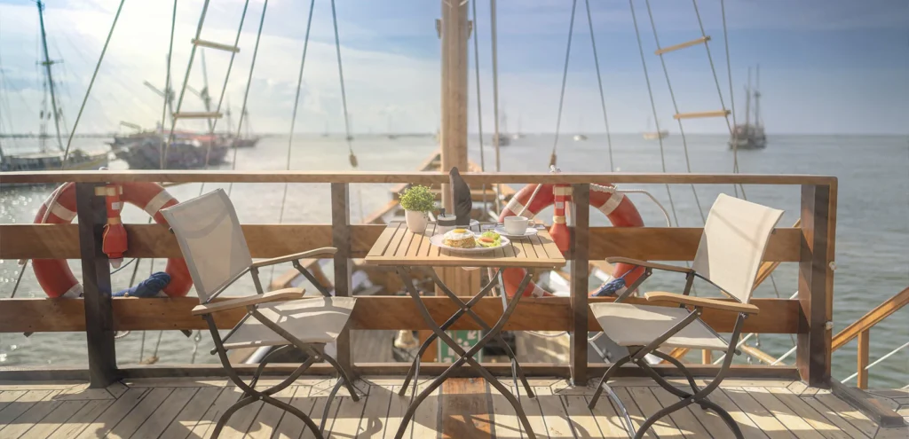 Outdoor dining deck on Komodo Aggressor