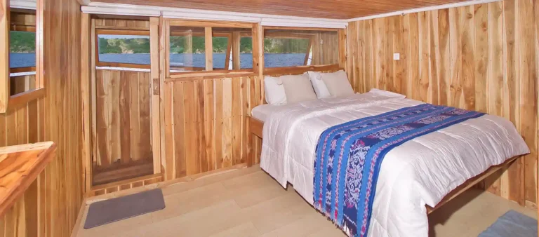 Deluxe Ocean View cabin aboard Malca Voyages