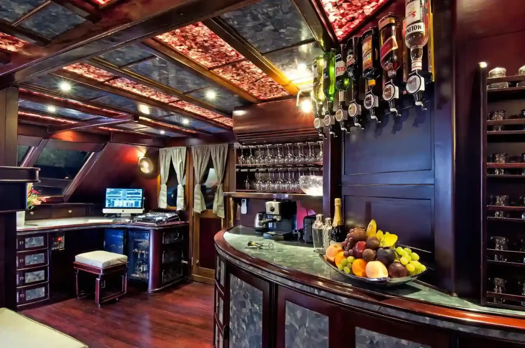 Air-conditioned indoor lounge aboard Manta Mae