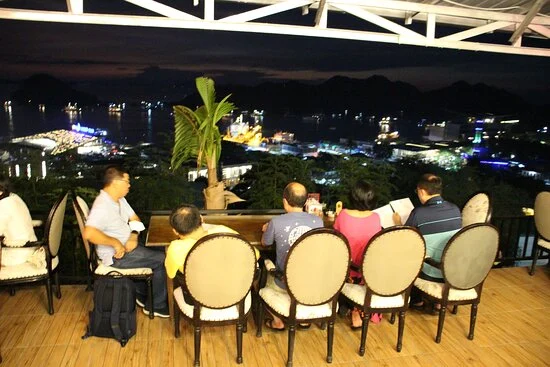 MUGEN RAMEN & GRILL cover showing the restaurant setting in Labuan Bajo