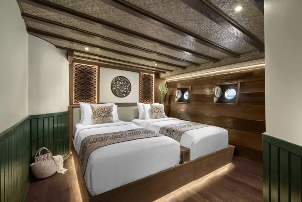 Twin-bed arrangement in a Samsara Samudra Deluxe Suite
