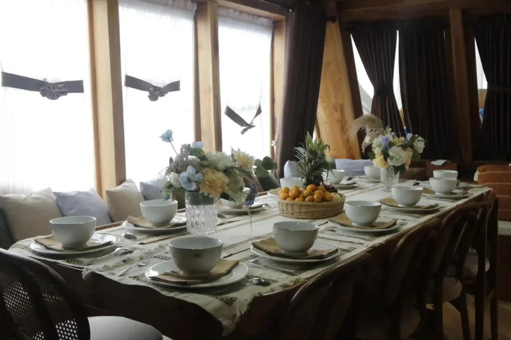Indoor dining aboard Sands Bajo