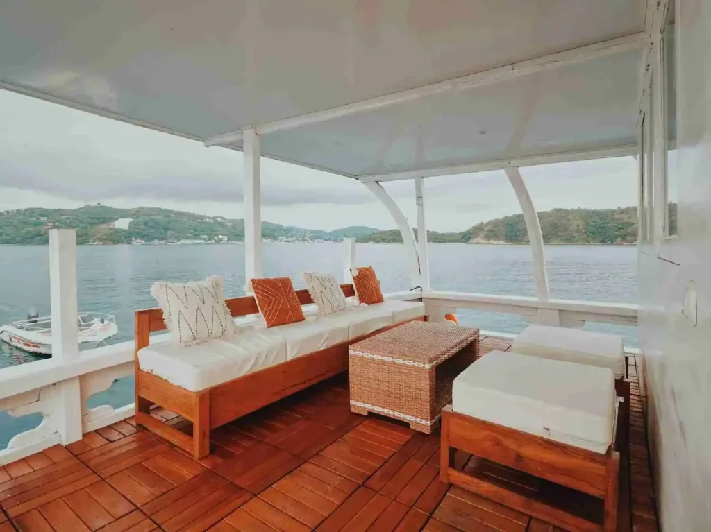 Outdoor lounge aboard Sands Bajo