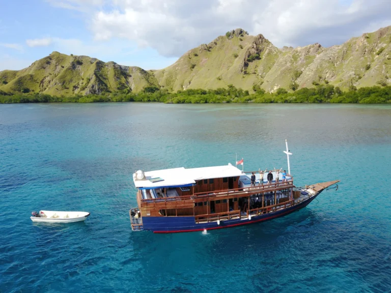 Sokaraja phinisi cruising among the islands of Komodo