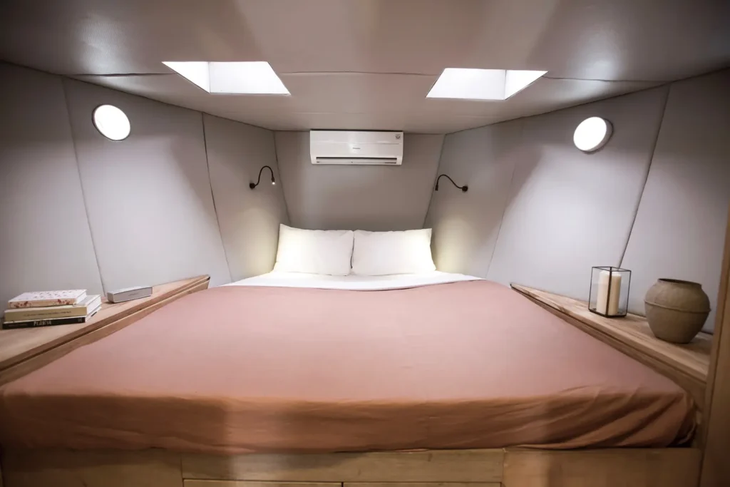 Air-conditioned Master Cabin aboard Splendour yacht