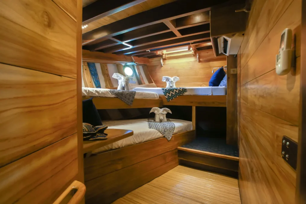 Multi-berth guest cabin aboard Tanaka Phinisi