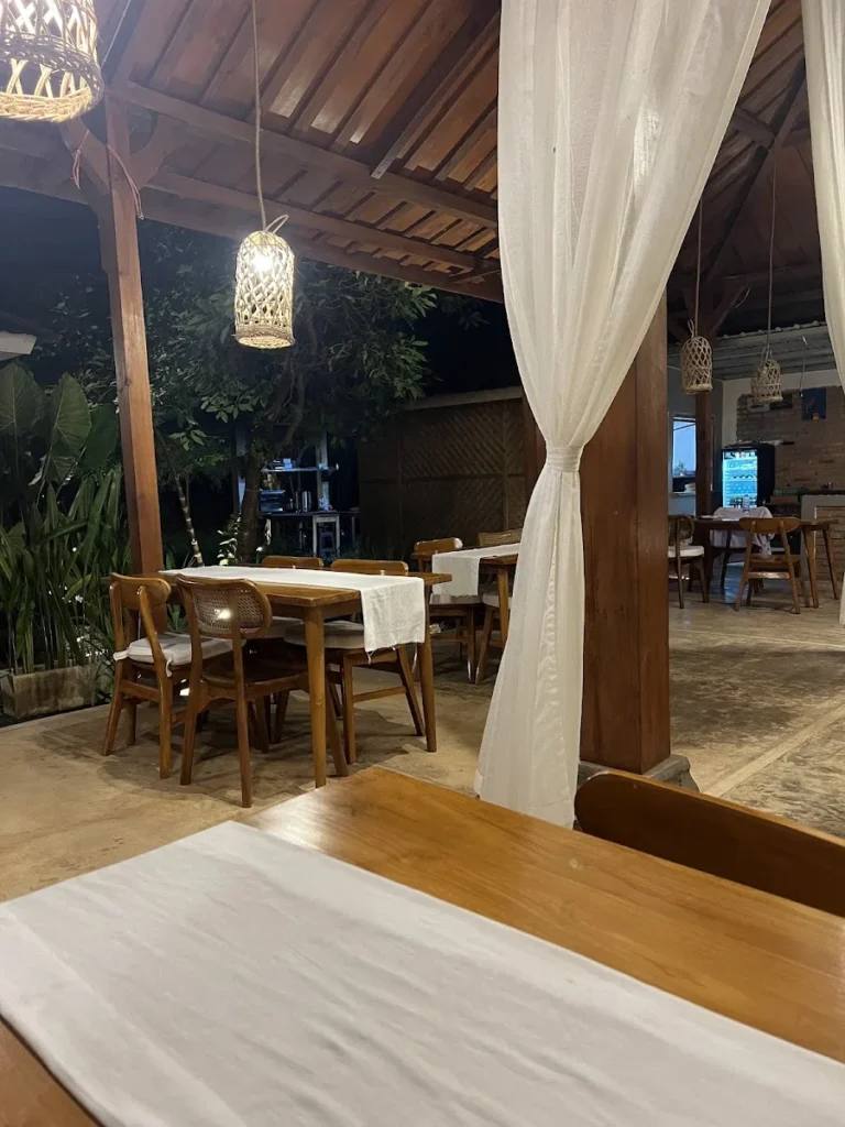 The Kitchen Garden Bajo interior and ambience in Labuan Bajo